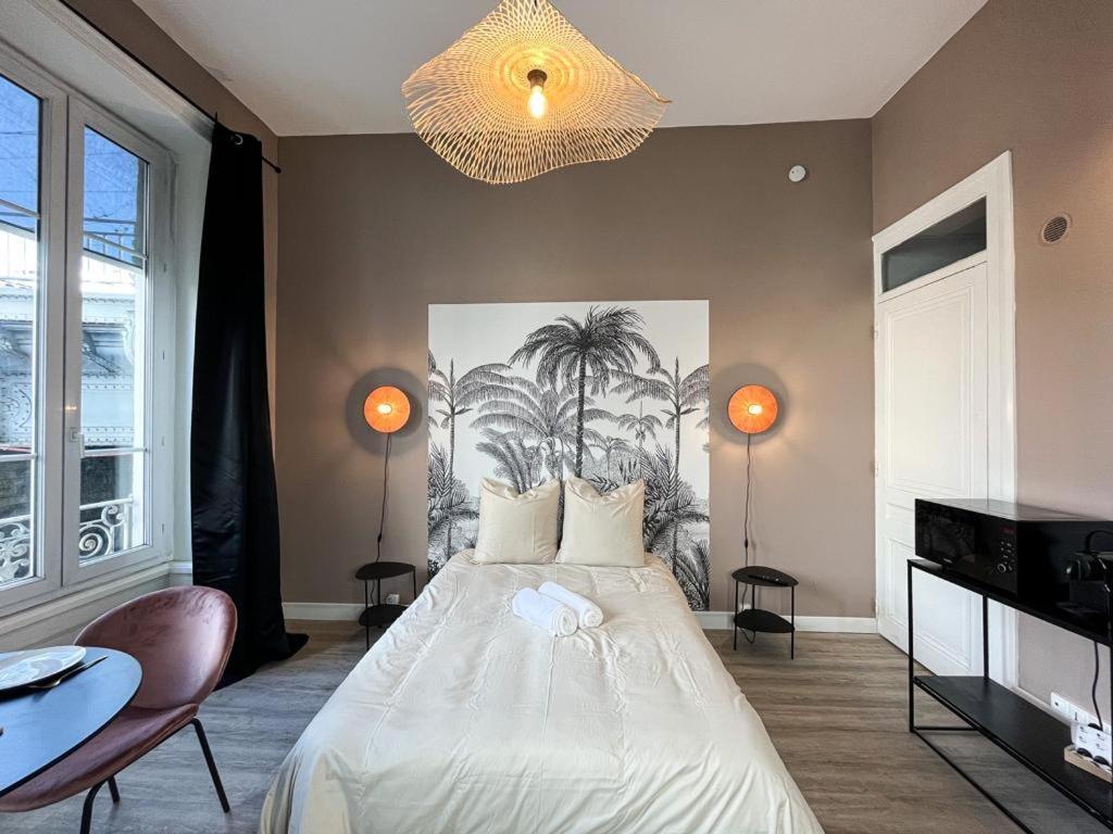Suite Petraa Lyon Bagian luar foto